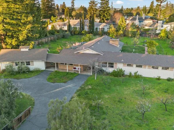 393 Covington Rd, Los Altos, CA 94024
