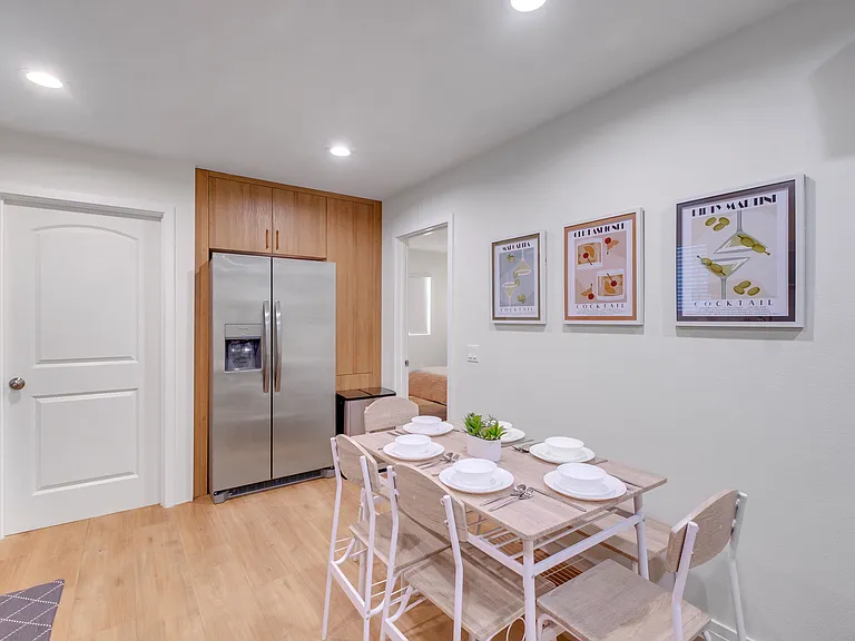 217 S McPherrin Ave — Photo 7