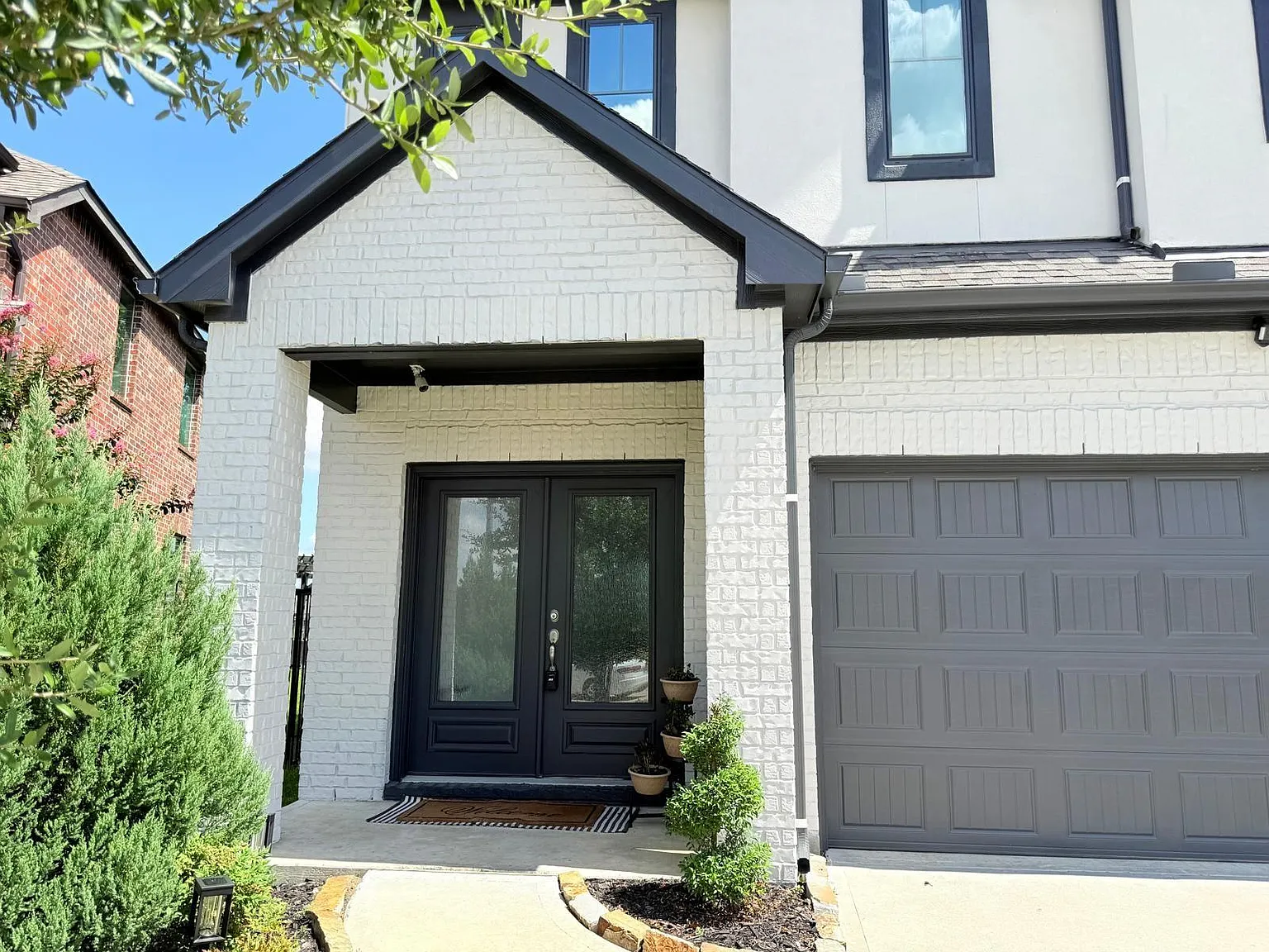 4 bed, 2.5 bath, 2178 sqft, $3,300 — Photo 3