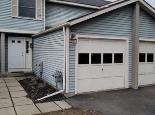 8217 Trevi Ln, Clay, NY 13041