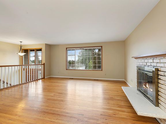 5th image of 1415 Park St