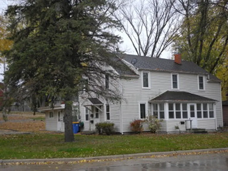 645 E Rose St #5 — Photo 1