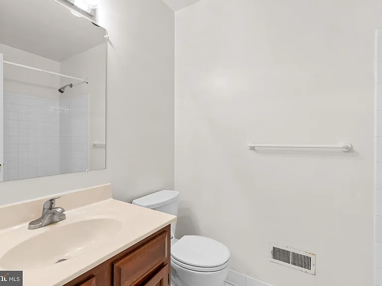 11017 Cedarwood Dr — Photo 23
