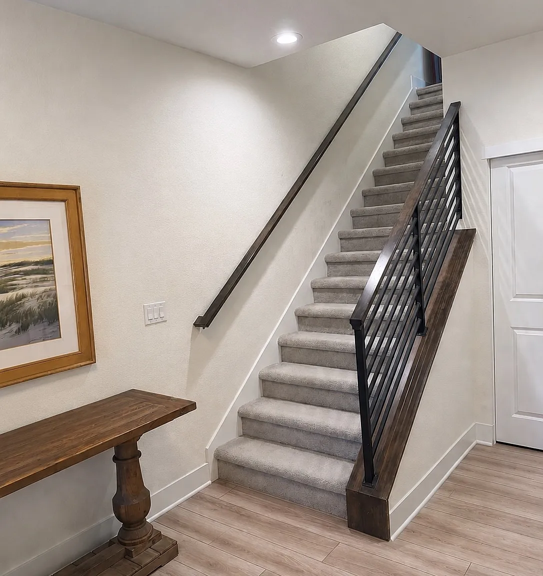 4 bed, 2160 sqft, $4,295 — Photo 2