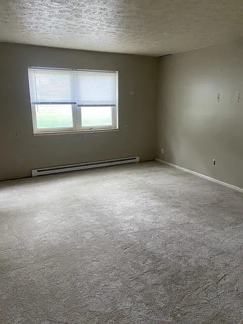 2 bed, 800 sqft, $875 — Photo 4