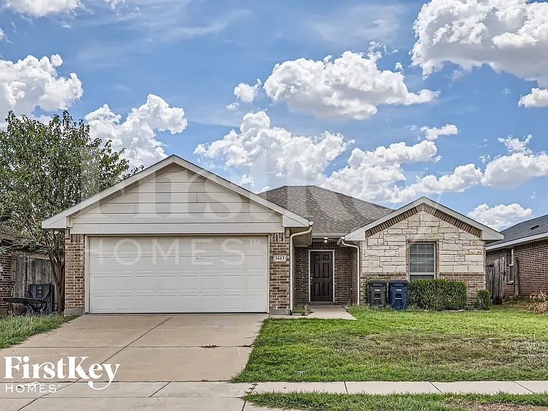 3613 Cayman Dr — Photo 2