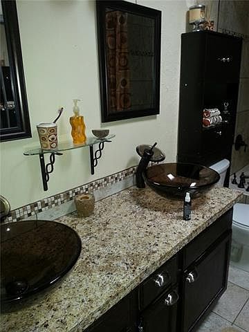 2nd image of 1353 Mimosa Ln