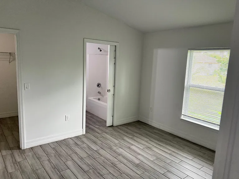 165 Meadow Rd #1 — Photo 7