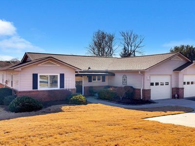 212 Lakeside Cir, Greenville, SC, 29615