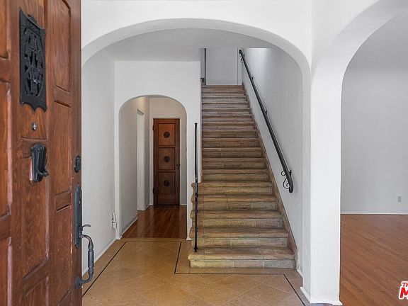5th image of 848 17th St