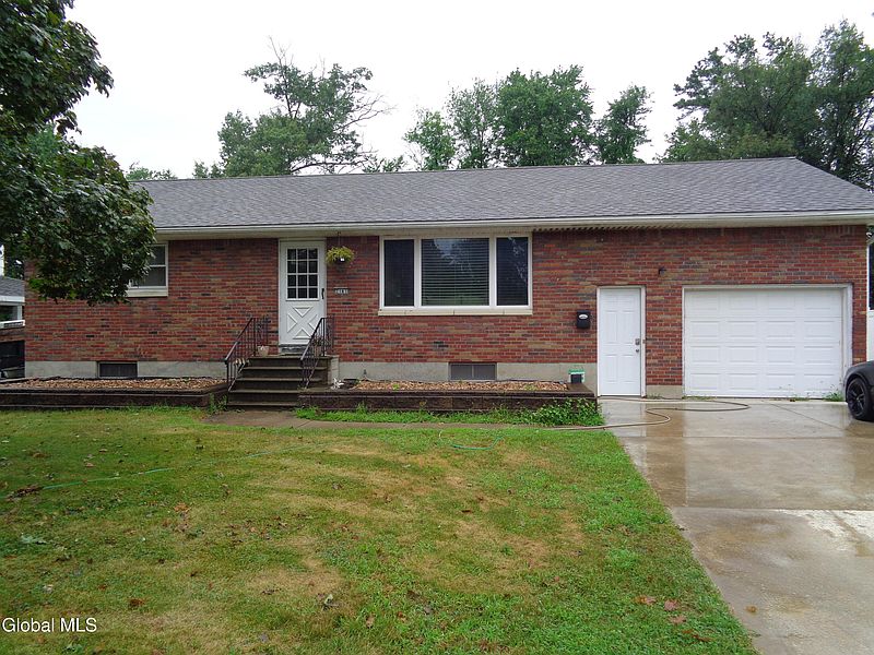 2nd image of 2161 Robinwood Avenue