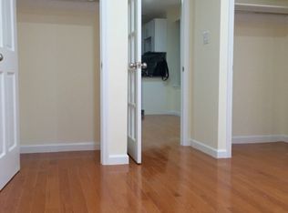 213 E 25th St APT 2A, New York, NY 10010