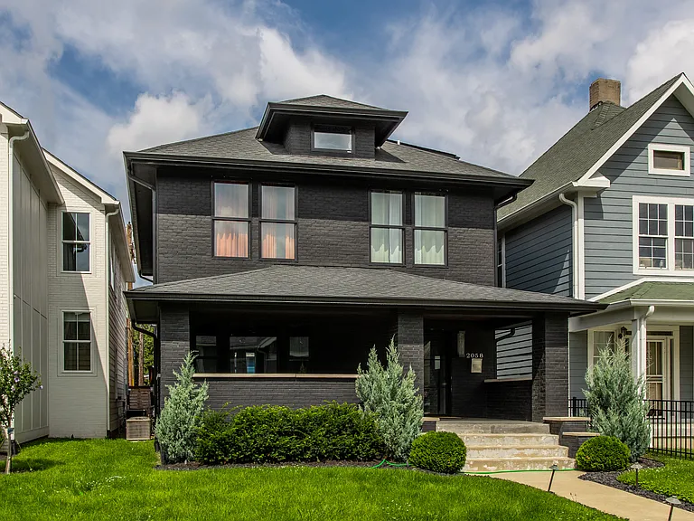 2058 Carrollton Ave — Photo 2
