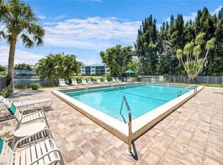 3030 Binnacle Dr APT 103, Naples, FL 34103