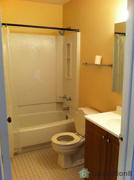 1st image of 327 Phlox Dr