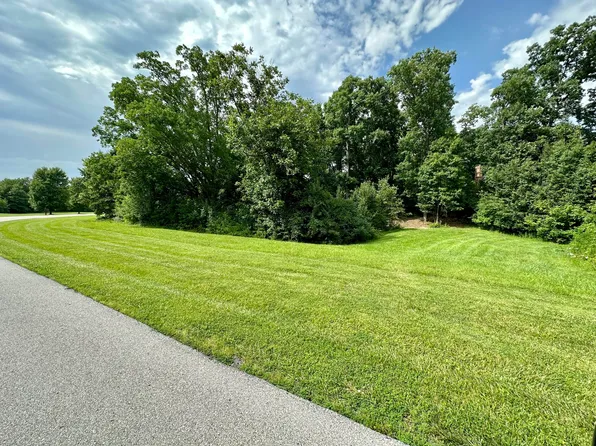 1 Saddle Ridge Trl, Alexandria, KY 41001