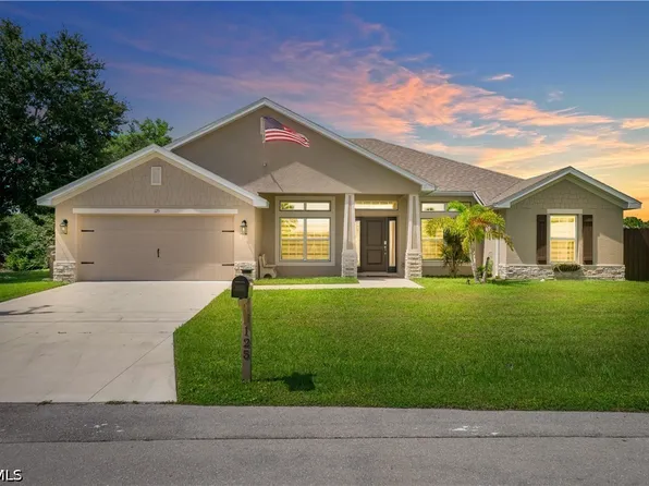 125 SE 11th Terrace Cpe, Coral, FL 33990
