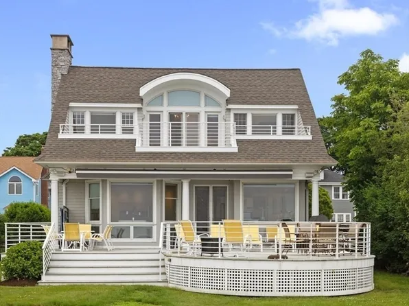 71 Puritan Rd, Swampscott, MA 01907