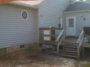 150 N Frye St #150, Robbins, NC 27325