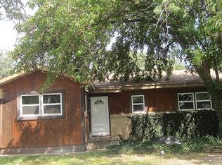 2101 Indiana Dr, Perryton, TX 79070