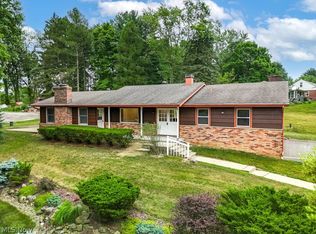 1747 Far View Rd, Akron, OH 44312