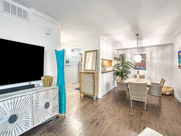 13141 Bella Casa Cir APT 2172, Fort Myers, FL 33966