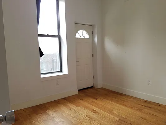 Rented by Nooklyn NYC LLC | media 23
