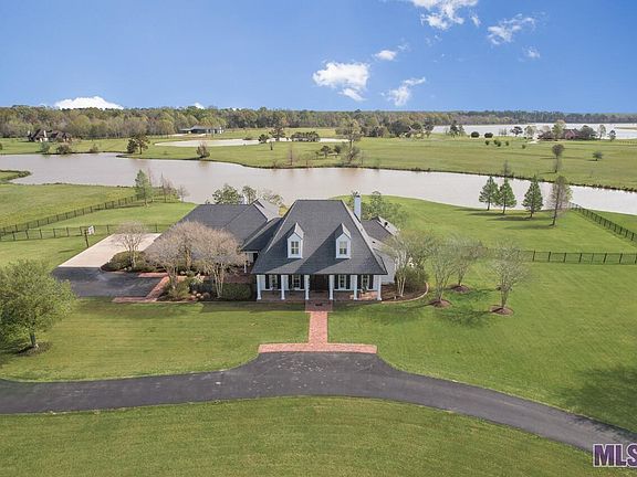 2nd image of 21109 Turkey Creek Dr