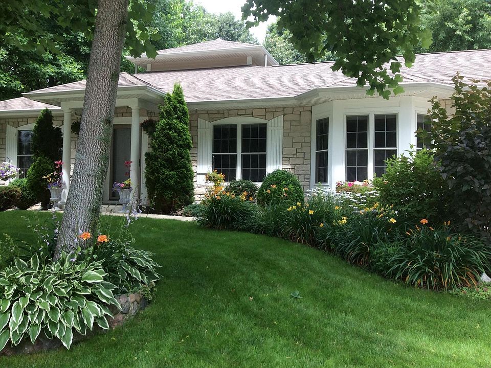 1st image of 1330 Sycamore Ln