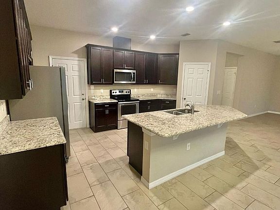 3rd image of 5170 NW Pine Trail Cir
