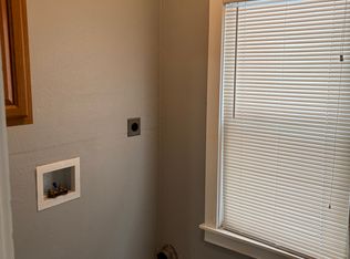 34 Nassau St Unit 1, Chicopee, MA 01013