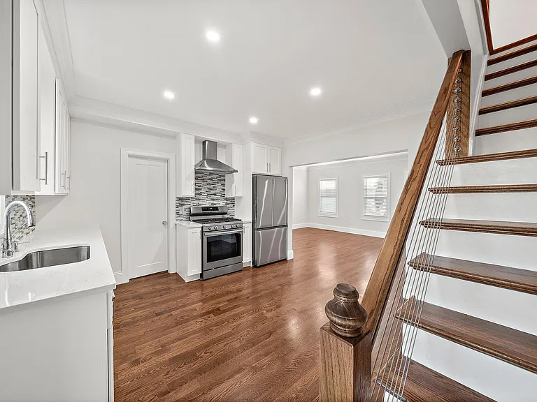 9 Shaw Ct #9 — Photo 5