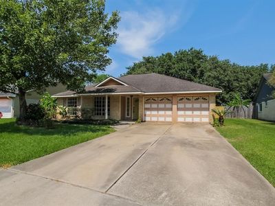 609 Landing Blvd, League City, TX, 77573