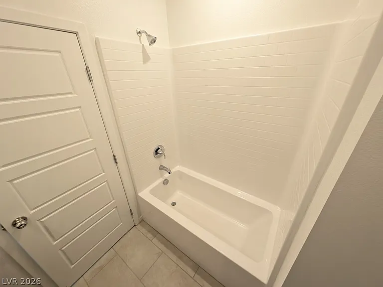 3339 Dancing Waters St — Photo 32