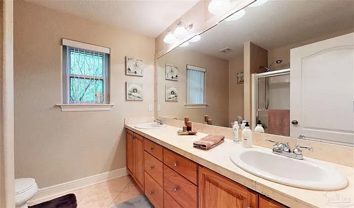 1277 Solomon Cir — Photo 4