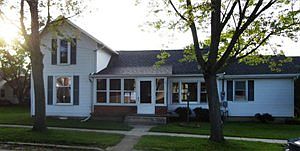 1st image of 209 S Cherry St