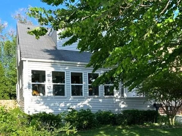 7015 32nd AVENUE, Kenosha, WI 53142
