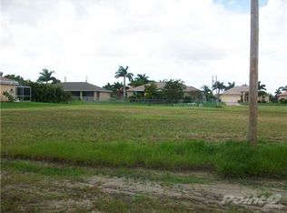 2830 Miracle Pkwy, Cape Coral, FL 33914
