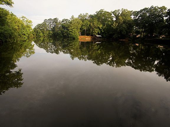 4th image of 5030 Riverwood Cir