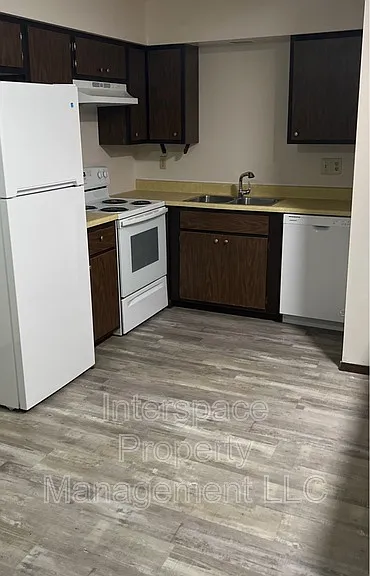 1412 Pioneer Rd #3 — Photo 1