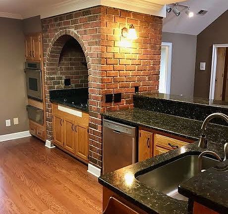 5th image of 3033 Horseshoe Springs Dr NE