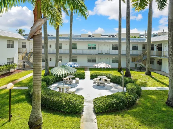 6211 SW 37th St APT 212, Davie, FL 33314