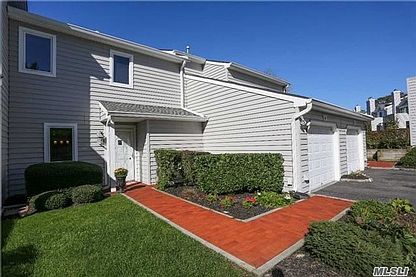 2nd image of 4 Beaver Lake Ct