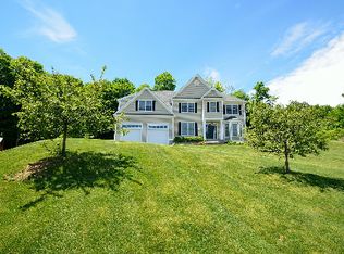 13 Timber Brook Rd, Farmington, CT 06032