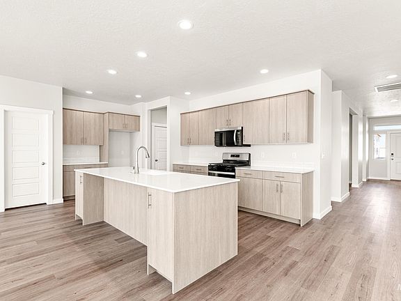 7th image of this home