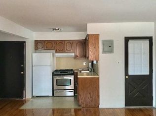 2509 34th Ave APT 3R, Astoria, NY 11106