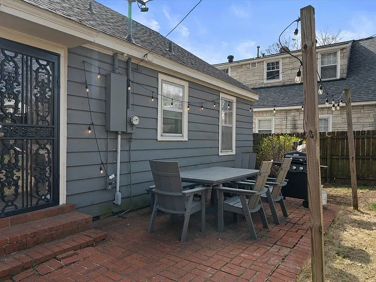 1790 Lyndale Ave — Photo 22