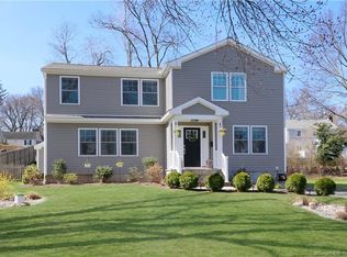 75 Ridgeview Ave, Fairfield, CT 06825