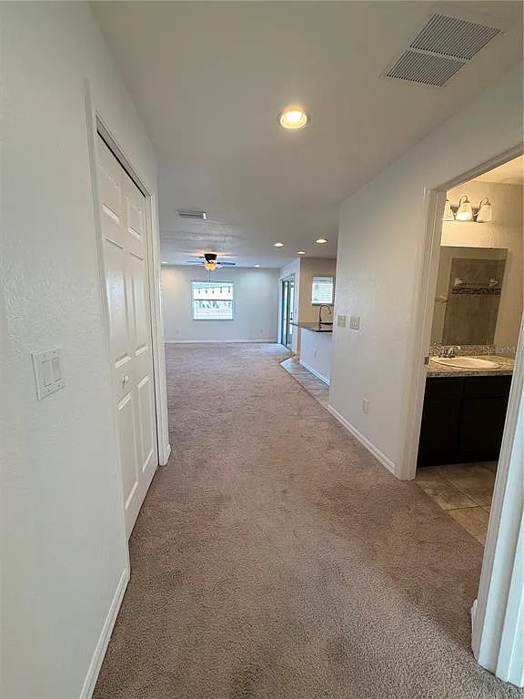 4 bed, 3.0 bath, 1742 sqft, $2,375 — Photo 3