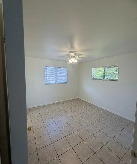 1318 SE 40th Ter — Photo 57
